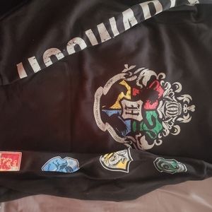 Harry Potter hooded sweatshirt size lg NWT